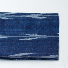 Load image into Gallery viewer, Indigo kasuri fabric by the yard, Navy fabric, Yarn dyed, Shippu (Gale)