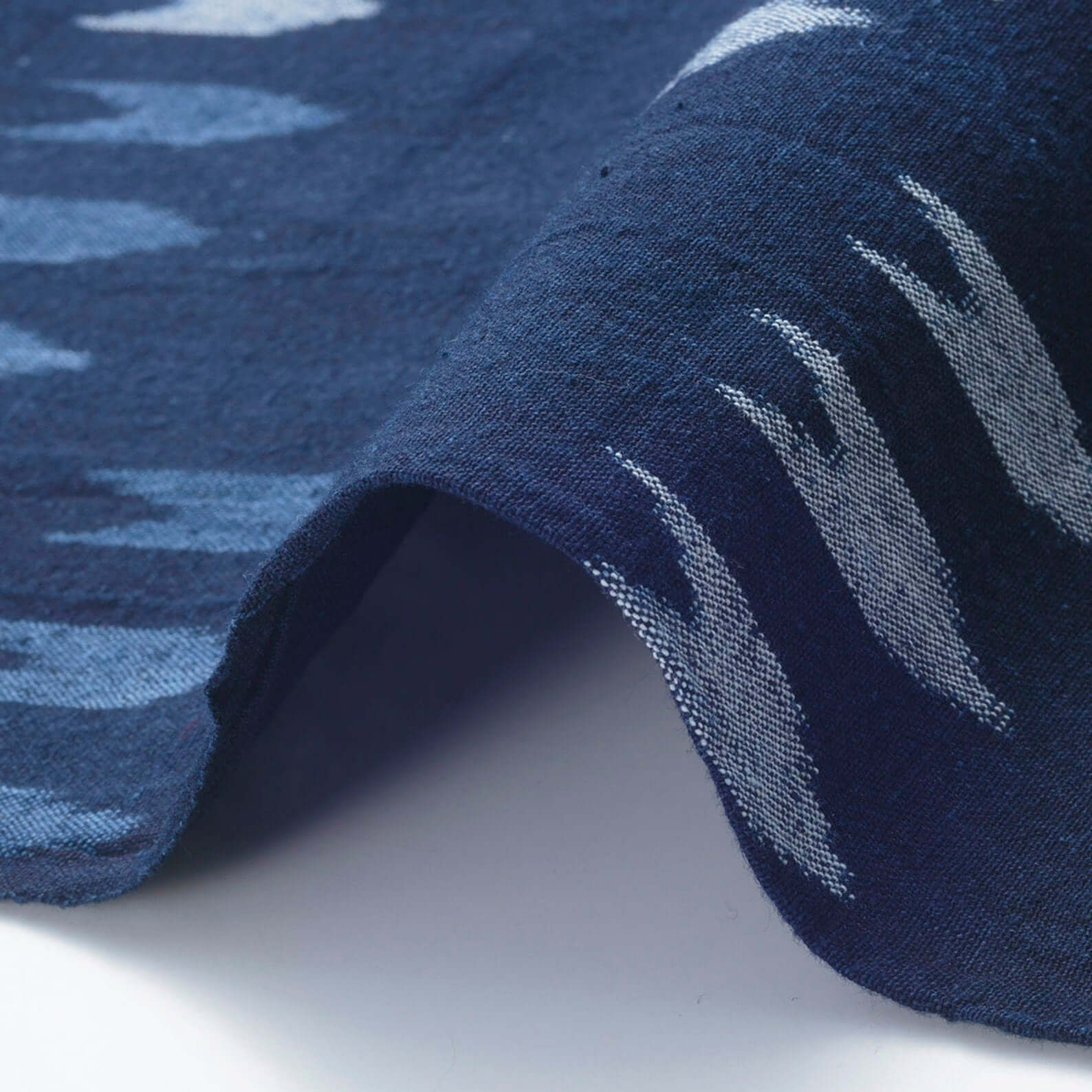 Japanese indigo fabric Kawariya-Kasuri  odd dye patterning cotton fabric detail | BANSYO