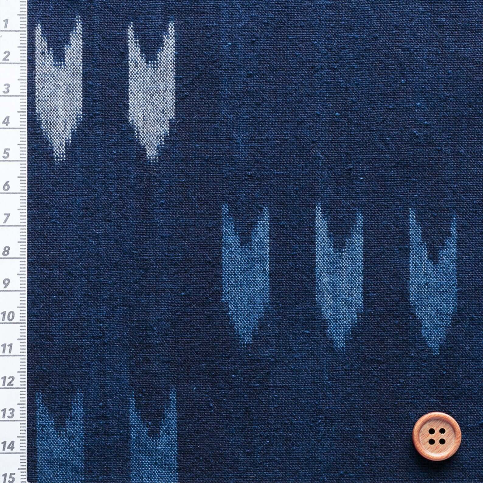 Japanese indigo fabric Kawariya-Kasuri  odd dye patterning cotton fabric texture | BANSYO