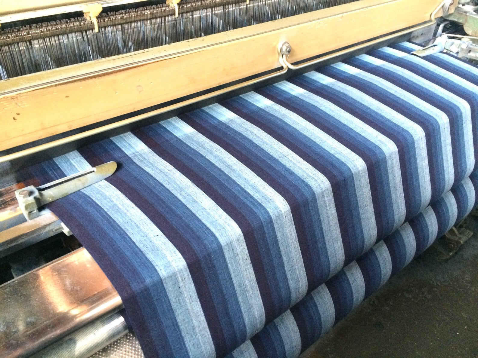 Japanese indigo fabric Futo-katsuo shima thick bonito stripes fabric how to | BANSYO