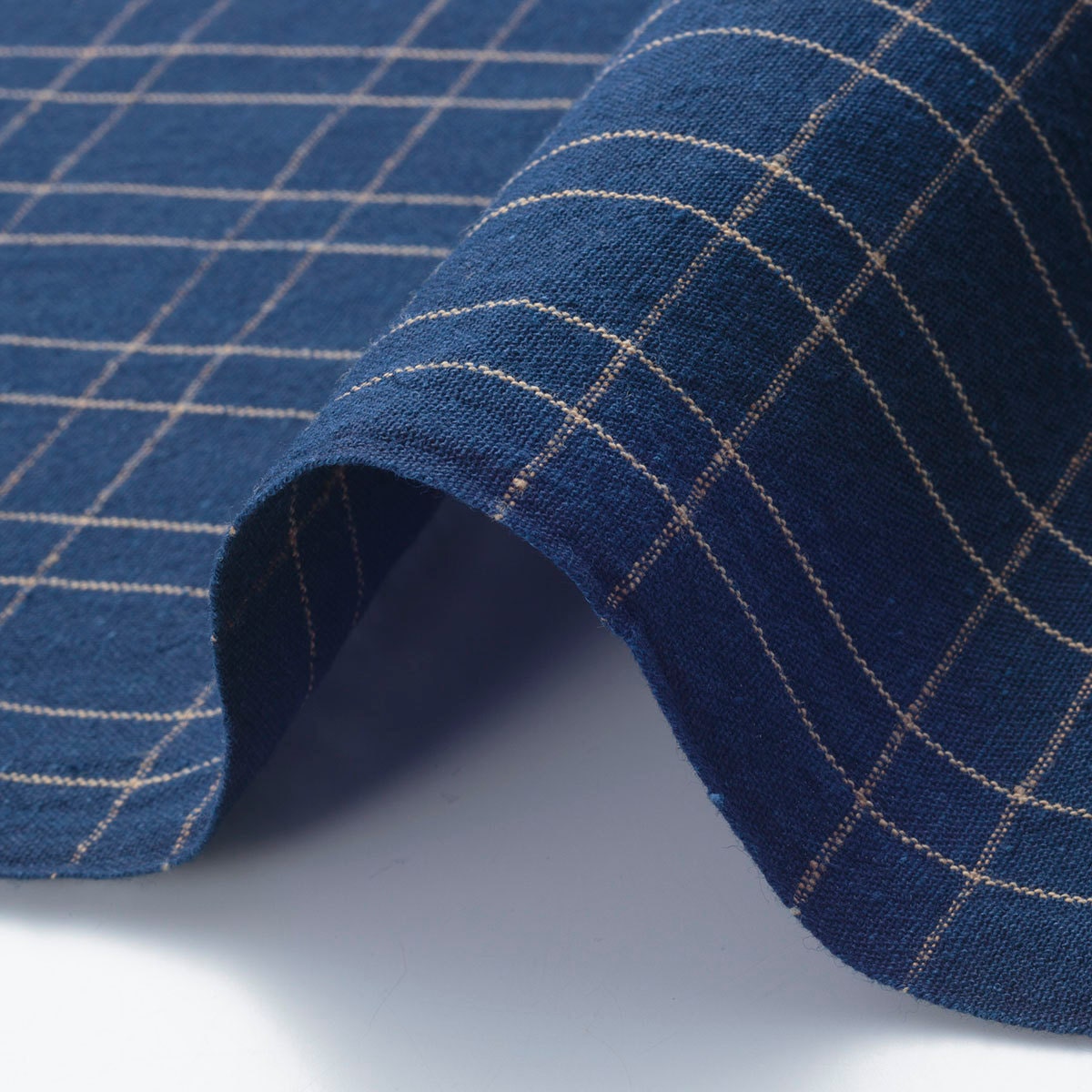 Japanese indigo fabric Futasuji-kōshi traditional persimmon dyed checkered 119cm width cotton fabric by the yard detail | BANSYO
