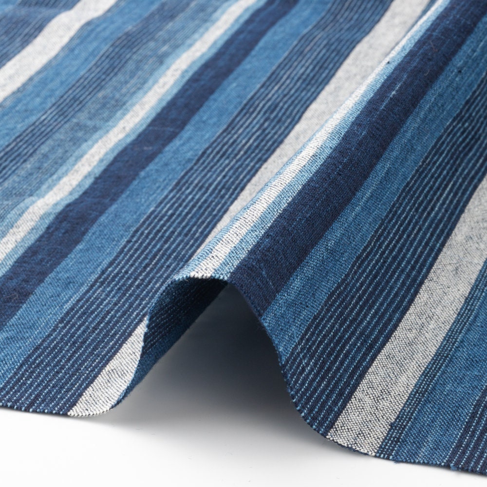 Midare-Yatara – Traditional Japanese Indigo & Ecru Random Stripe Cotton Fabric – 40cm Width – Matusaka cotton by the Yard