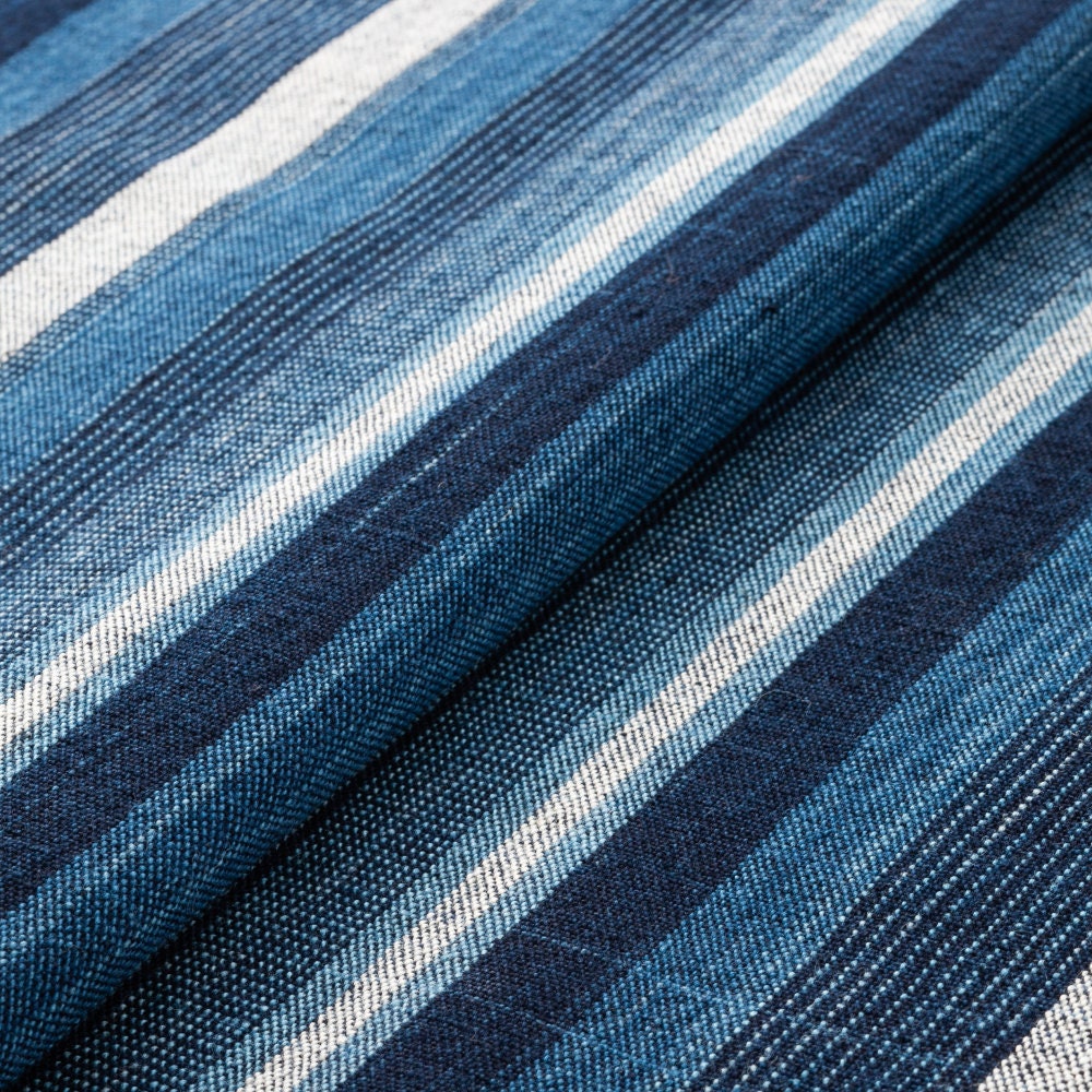 Midare-Yatara – Traditional Japanese Indigo & Ecru Random Stripe Cotton Fabric – 40cm Width – Matusaka cotton by the Yard